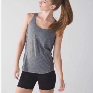 NWT - Lululemon Wild Tank Sz 4 in Heathered Slate/Bali Blue